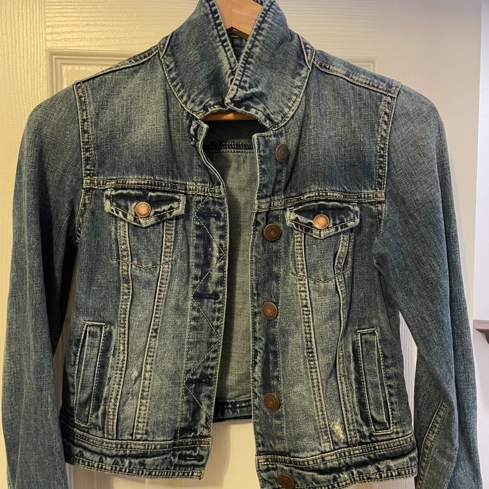 American Eagle - women jean jacket - size XS/TP